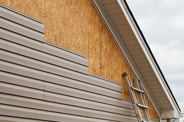 24/7 Emergency Vinyl Siding experts in Willow Street, PA